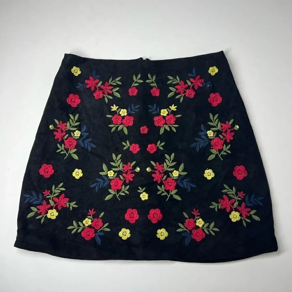 Retro Forever 21 skirt velvet black Embroidery Floral fully lined Women Size S